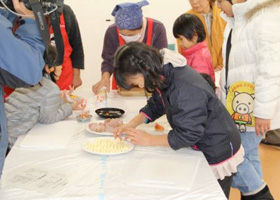 粗皮削り現地実証試験の様子